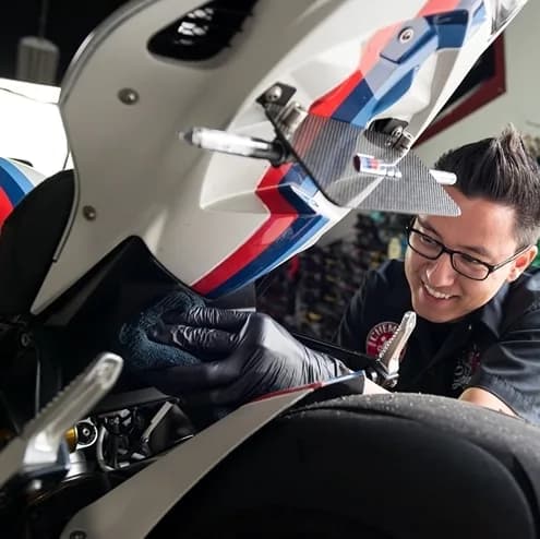 Chemical Guys Moto Armor Kunststof & Rubber Verzorging 4