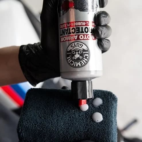 Chemical Guys Moto Armor Kunststof & Rubber Verzorging 5