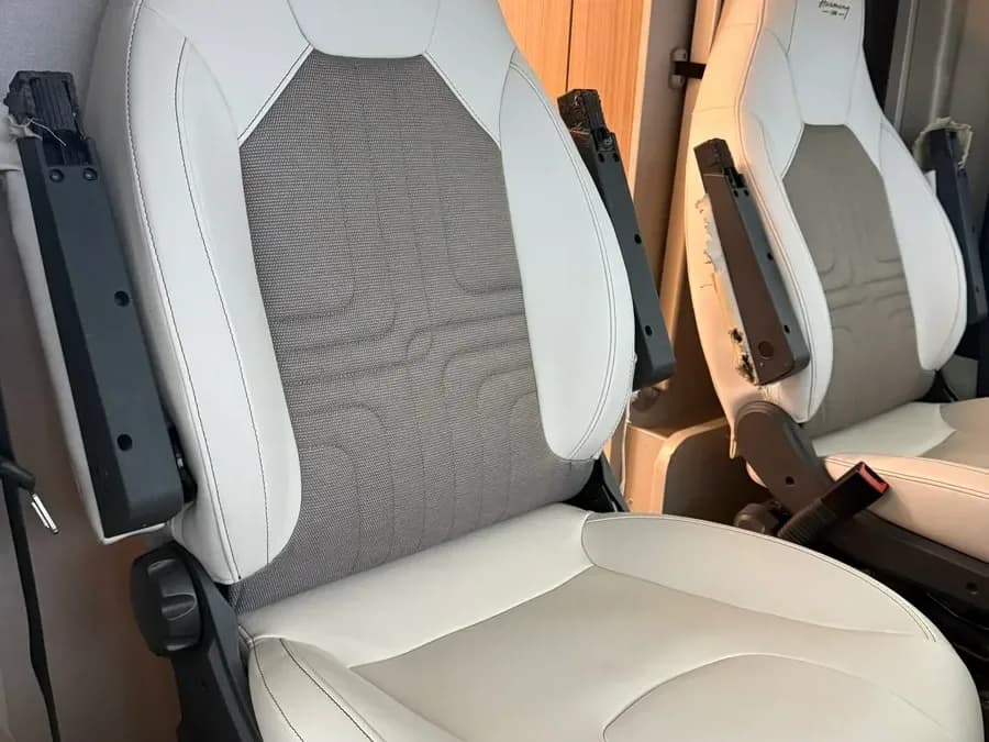 Camper Cleaning - image 2